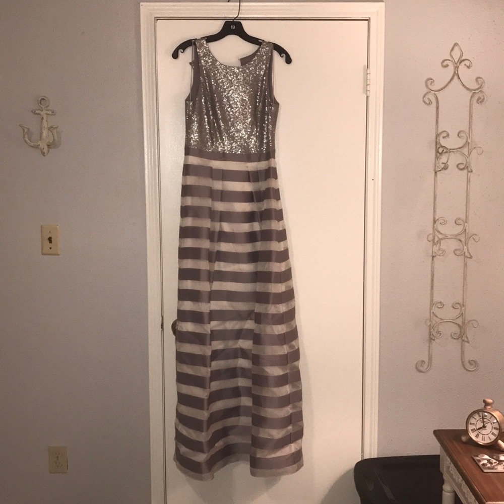 Kay Unger formal dress